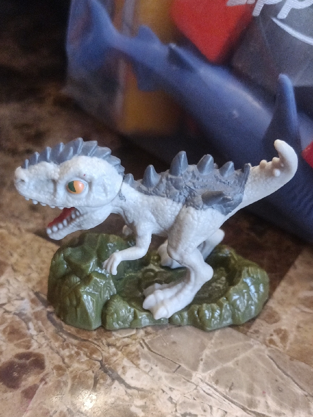 Mattel Universal Studios Jurassic World Indominus Rex Mini Dinosaur Figure 2″